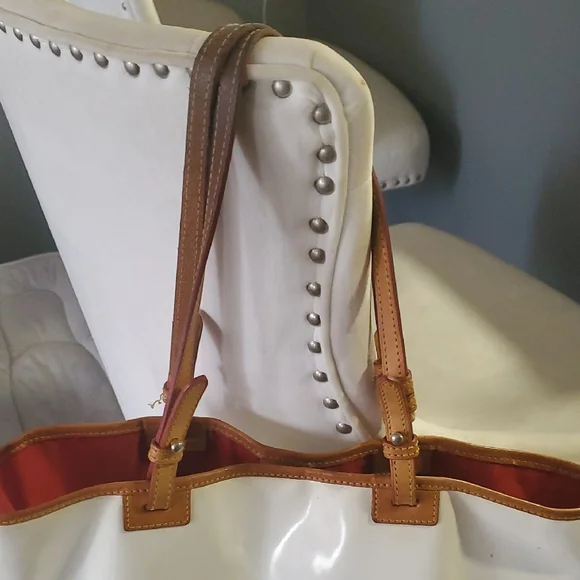 Dooney & Bourke White  and Brown Tote Bag - Picture 12 of 16